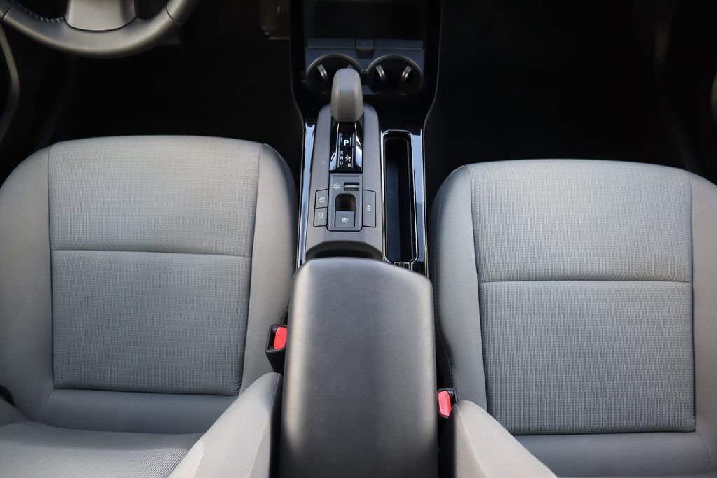 Certified 2025 Toyota Prius LE image 16