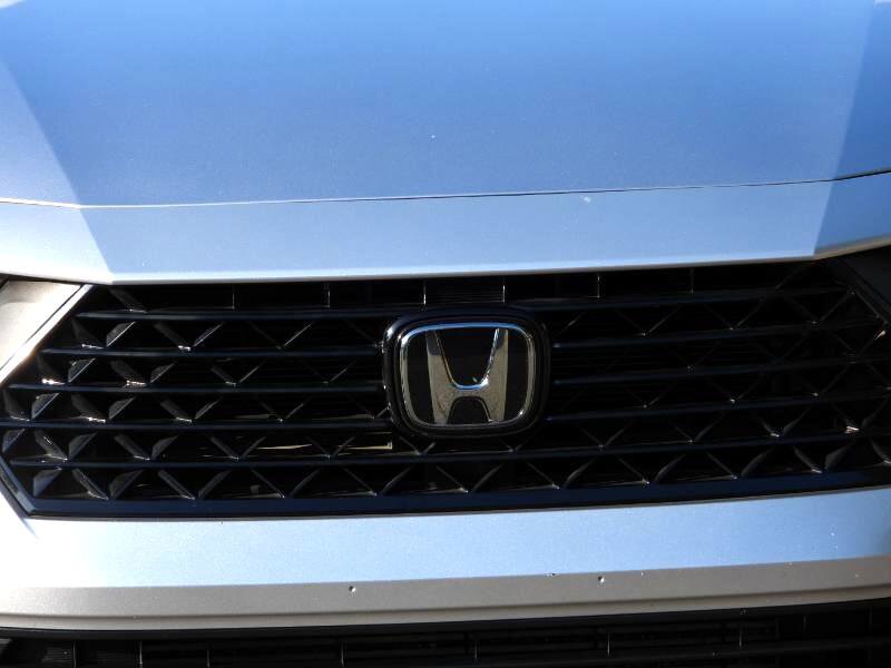 Used 2023 Honda Accord LX image 27
