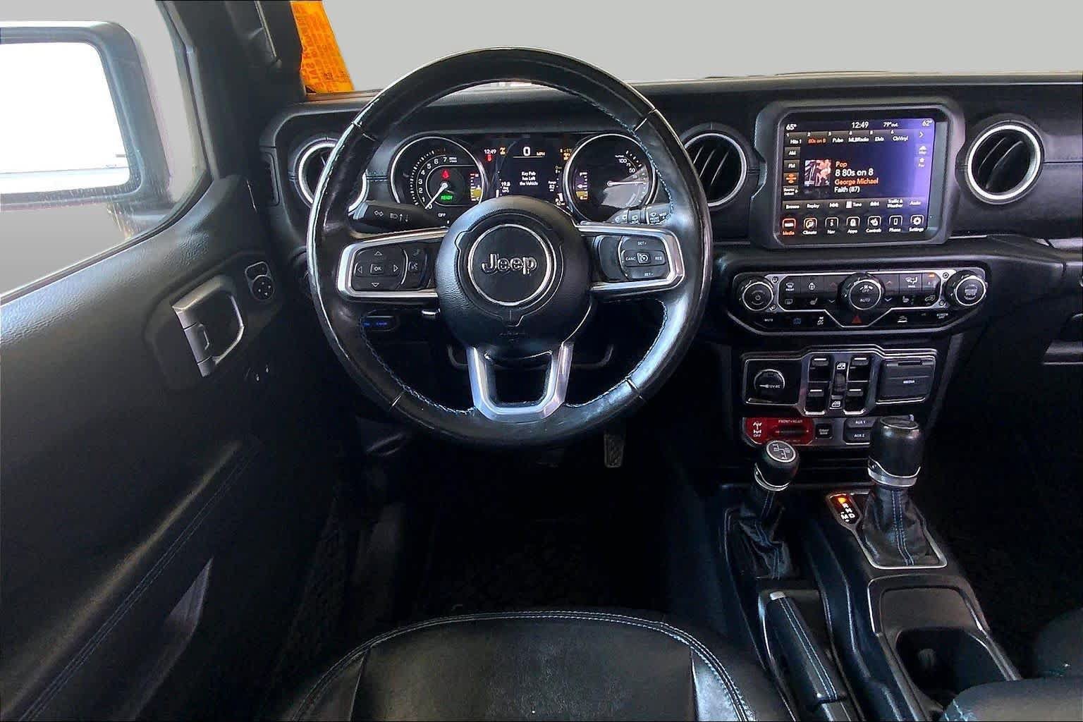 Used 2023 Jeep Wrangler Unlimited Rubicon 4xe w/ Cold Weather Group AWD/4WD image 6