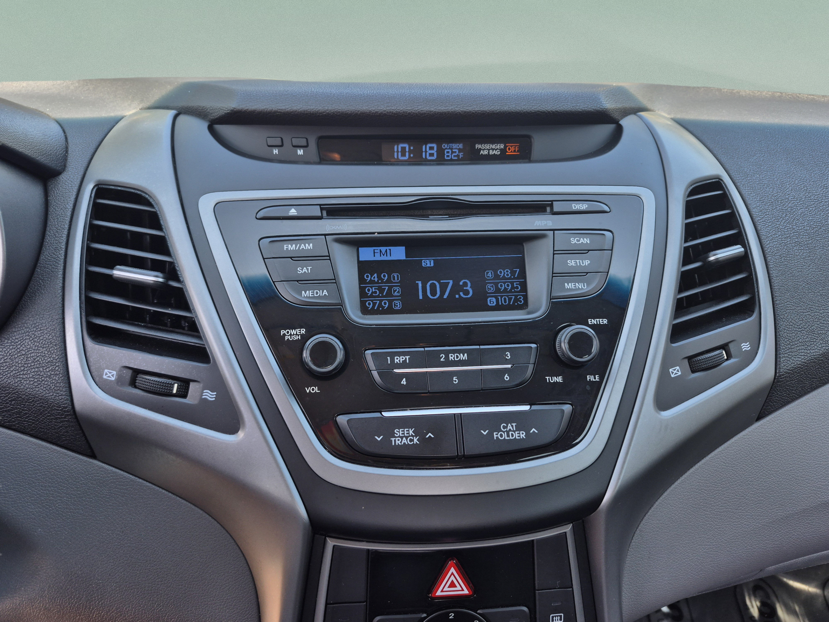 Used 2016 Hyundai Elantra SE FWD image 45