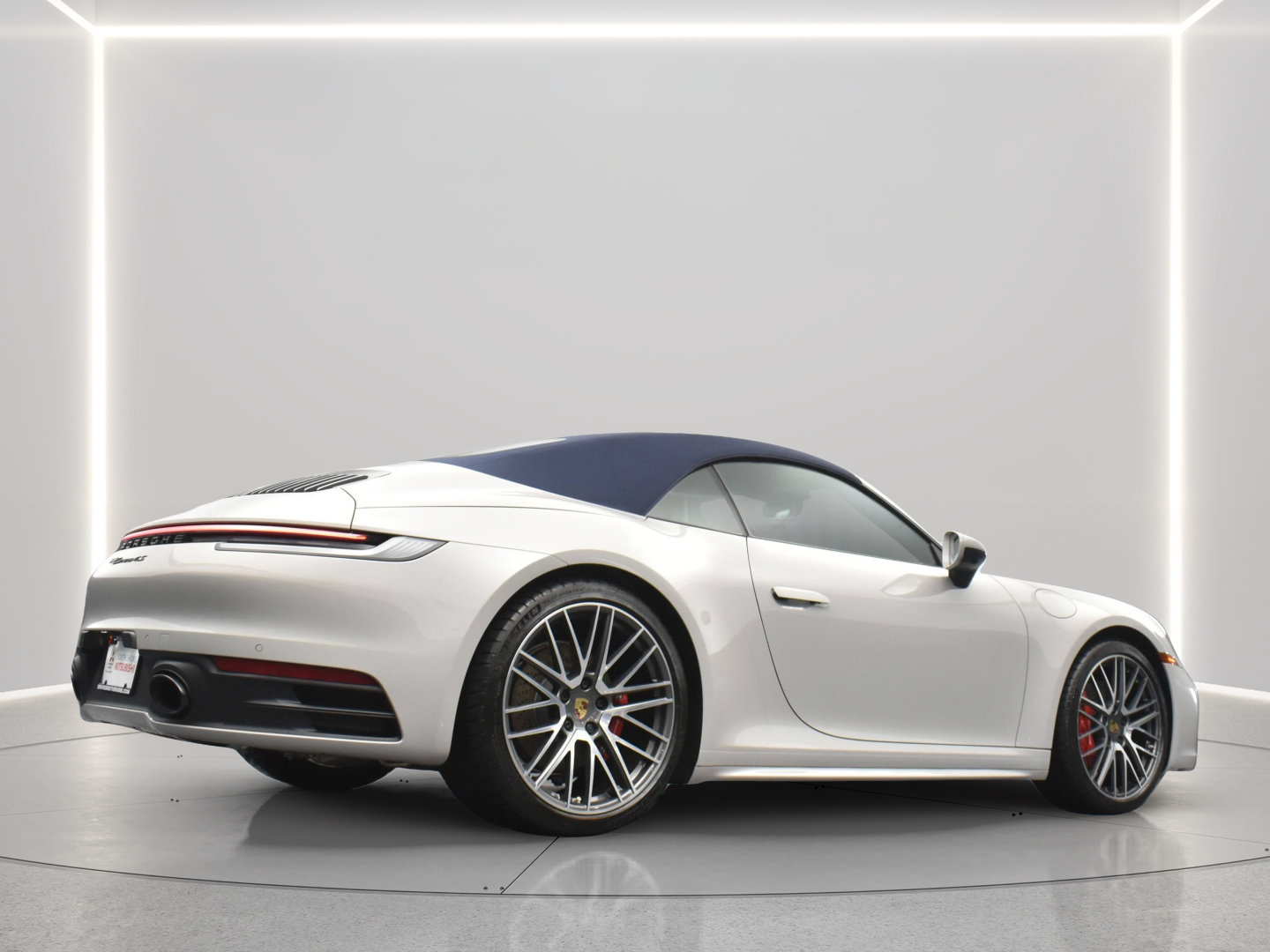 Used 2023 Porsche 911 Carrera S RWD image 10