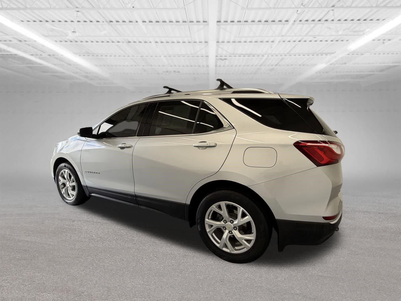 Used 2019 Chevrolet Equinox LT AWD/4WD image 3