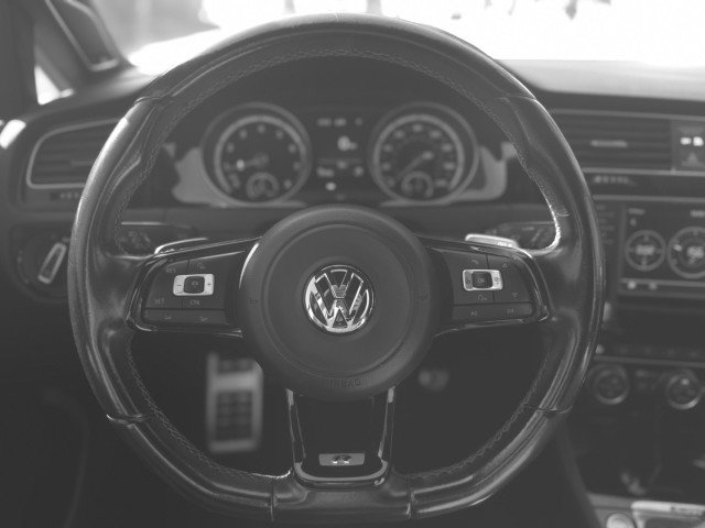 Used 2017 Volkswagen Golf 4-Door AWD/4WD image 17