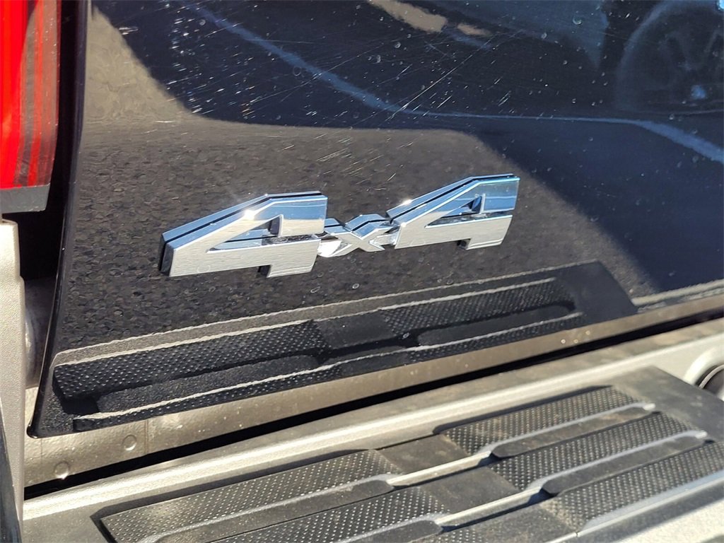 New 2025 Toyota Tacoma SR5 image 10