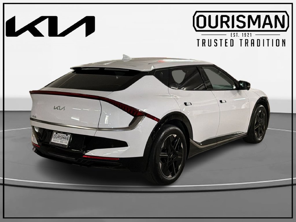 Certified 2025 Kia EV6 Wind RWD image 4