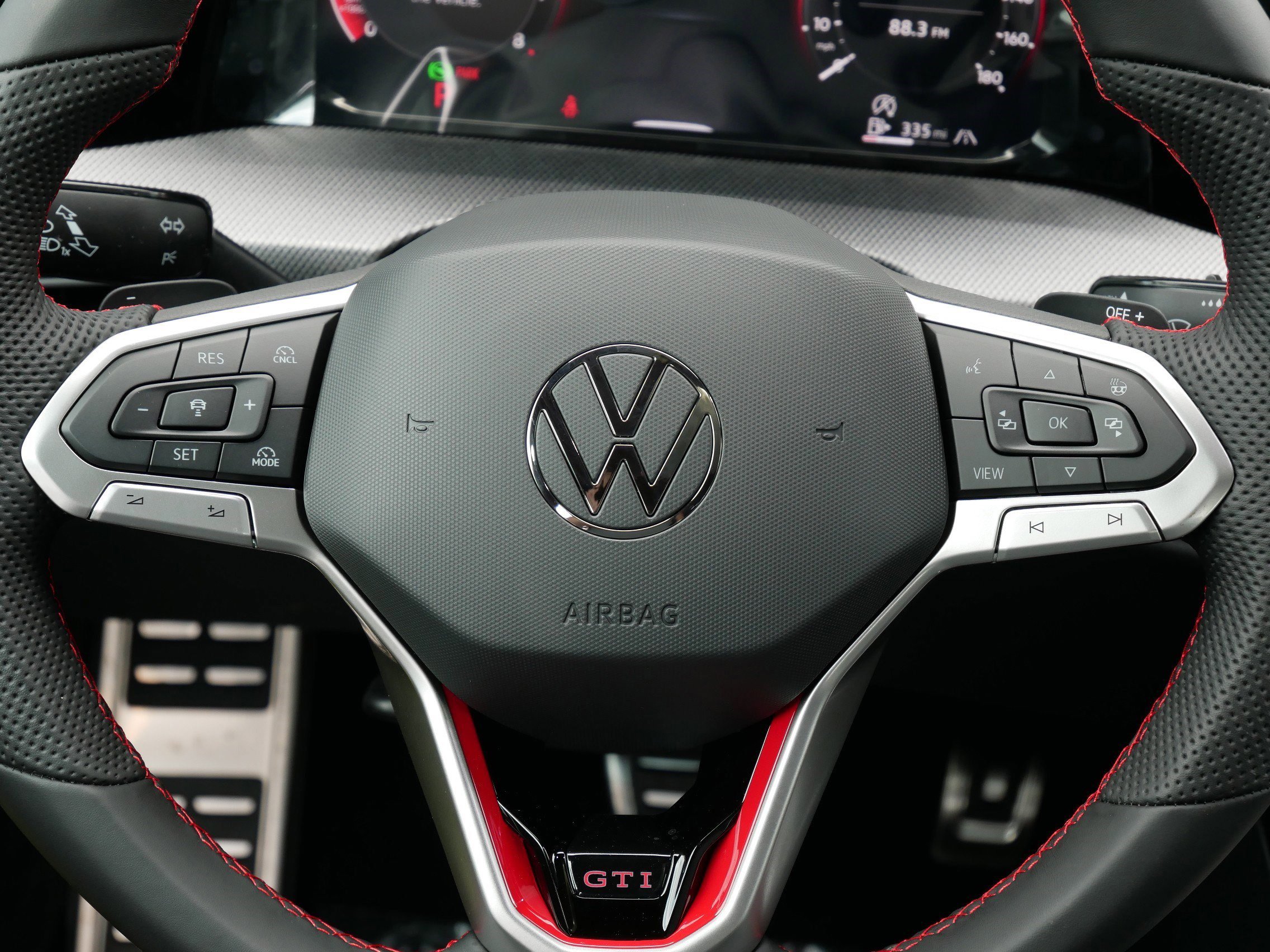 New 2025 Volkswagen GTI SE FWD image 12