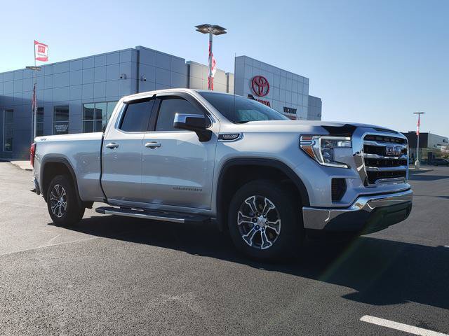 Used 2021 GMC Sierra 1500 SLE w/ Preferred Package AWD/4WD image 3