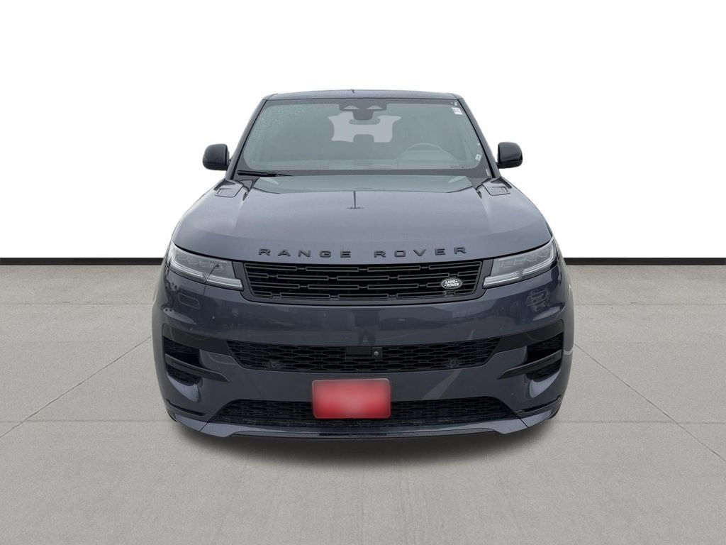 Used 2024 Land Rover Range Rover Sport Dynamic SE AWD/4WD image 2