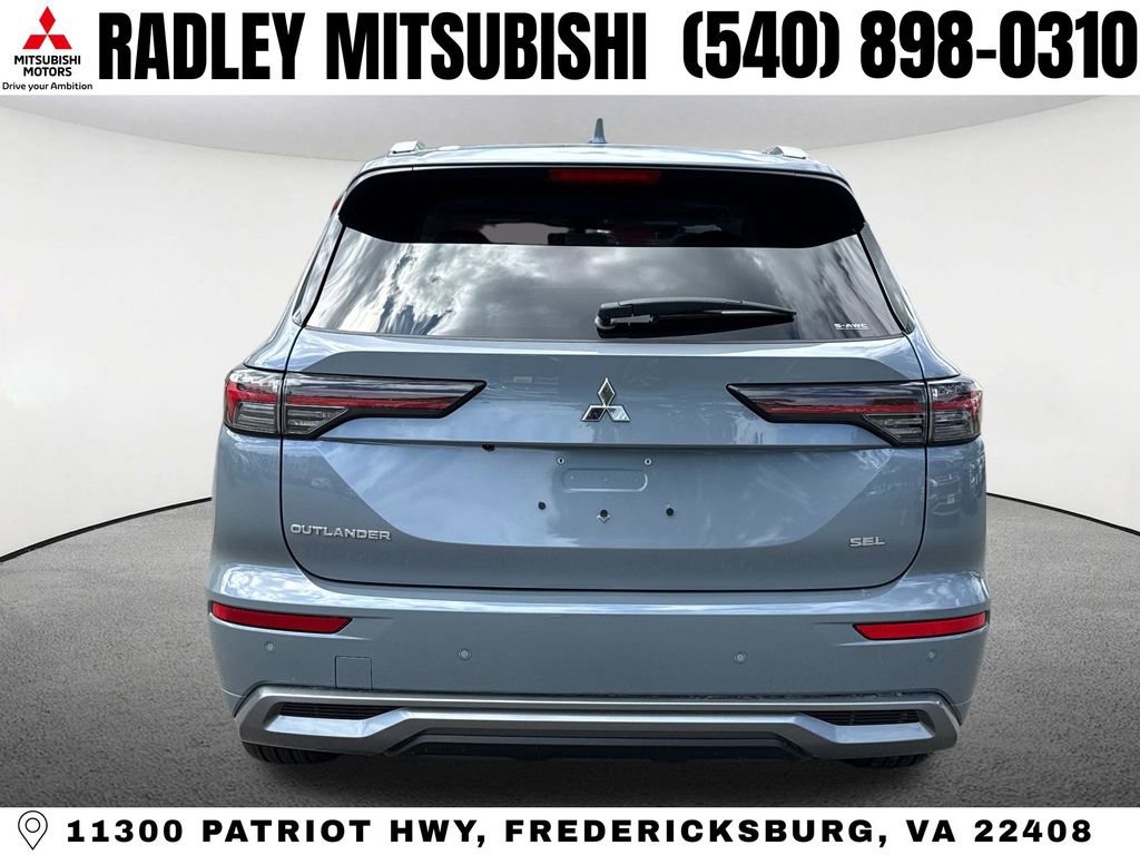 New 2026 Mitsubishi Outlander SEL image 18