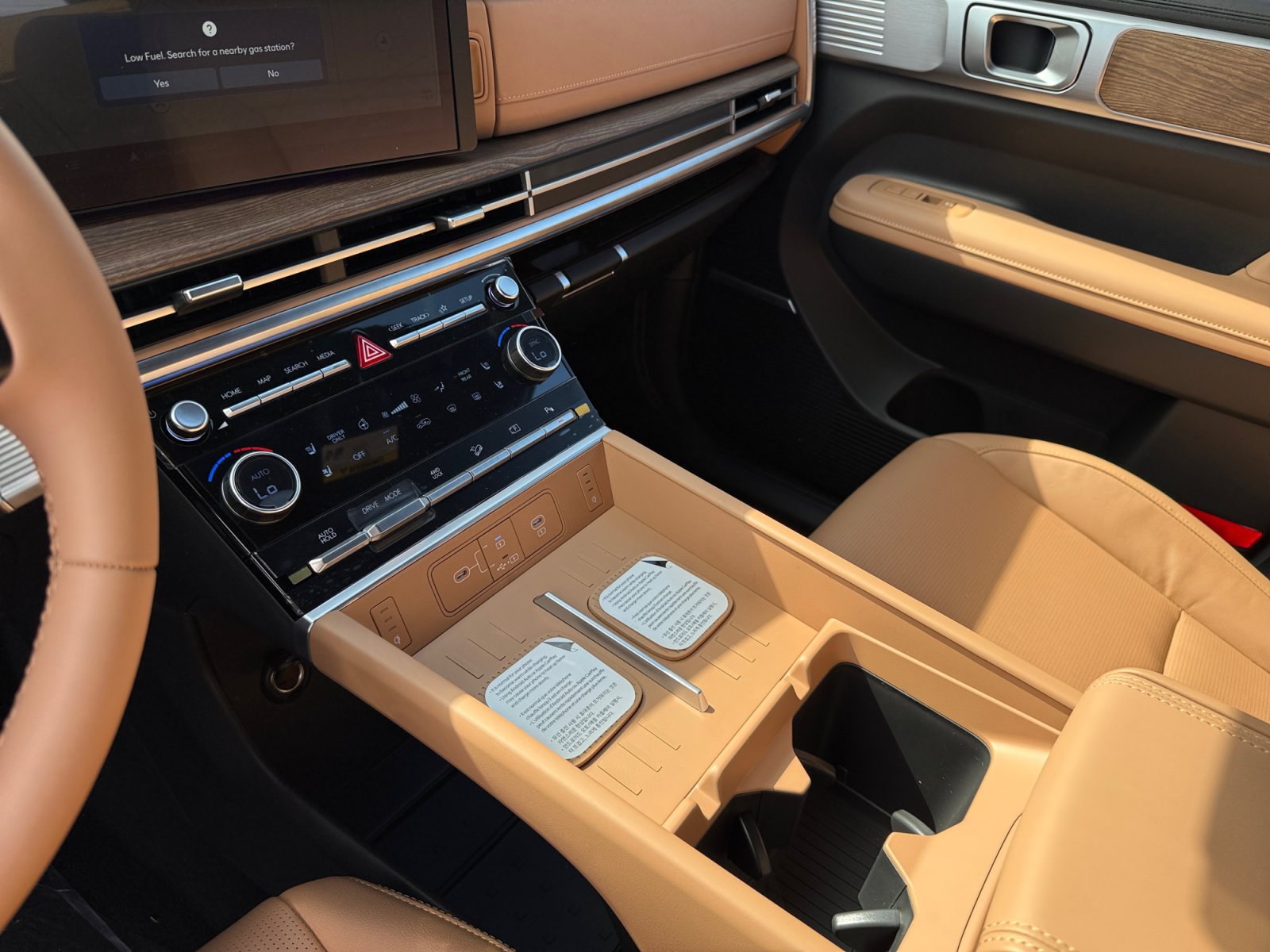 New 2026 Hyundai Santa Fe Limited AWD/4WD image 13