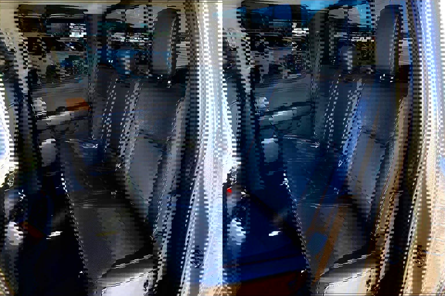 Used 2024 Ford F250 Lariat image 21