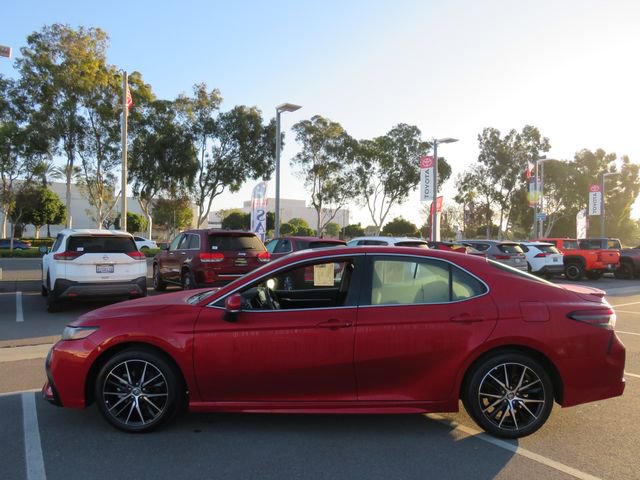 Certified 2024 Toyota Camry SE image 7