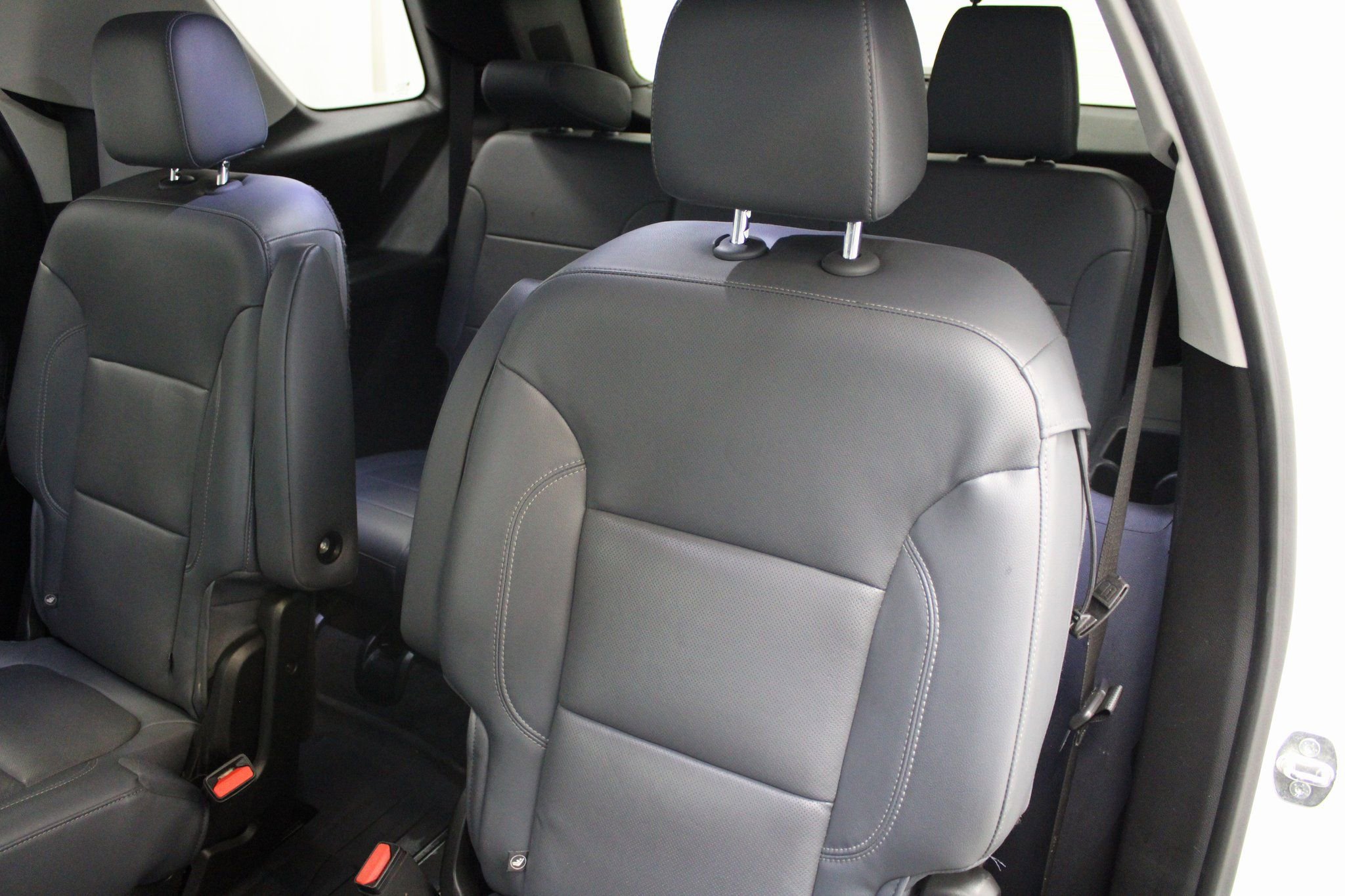 Used 2021 Chevrolet Traverse Premier w/ LPO, Floor Liner Package image 27