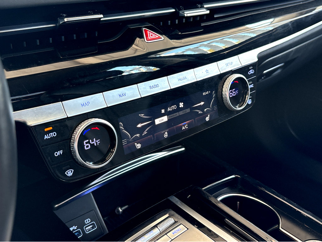 Used 2023 Genesis G80 2.5T image 8