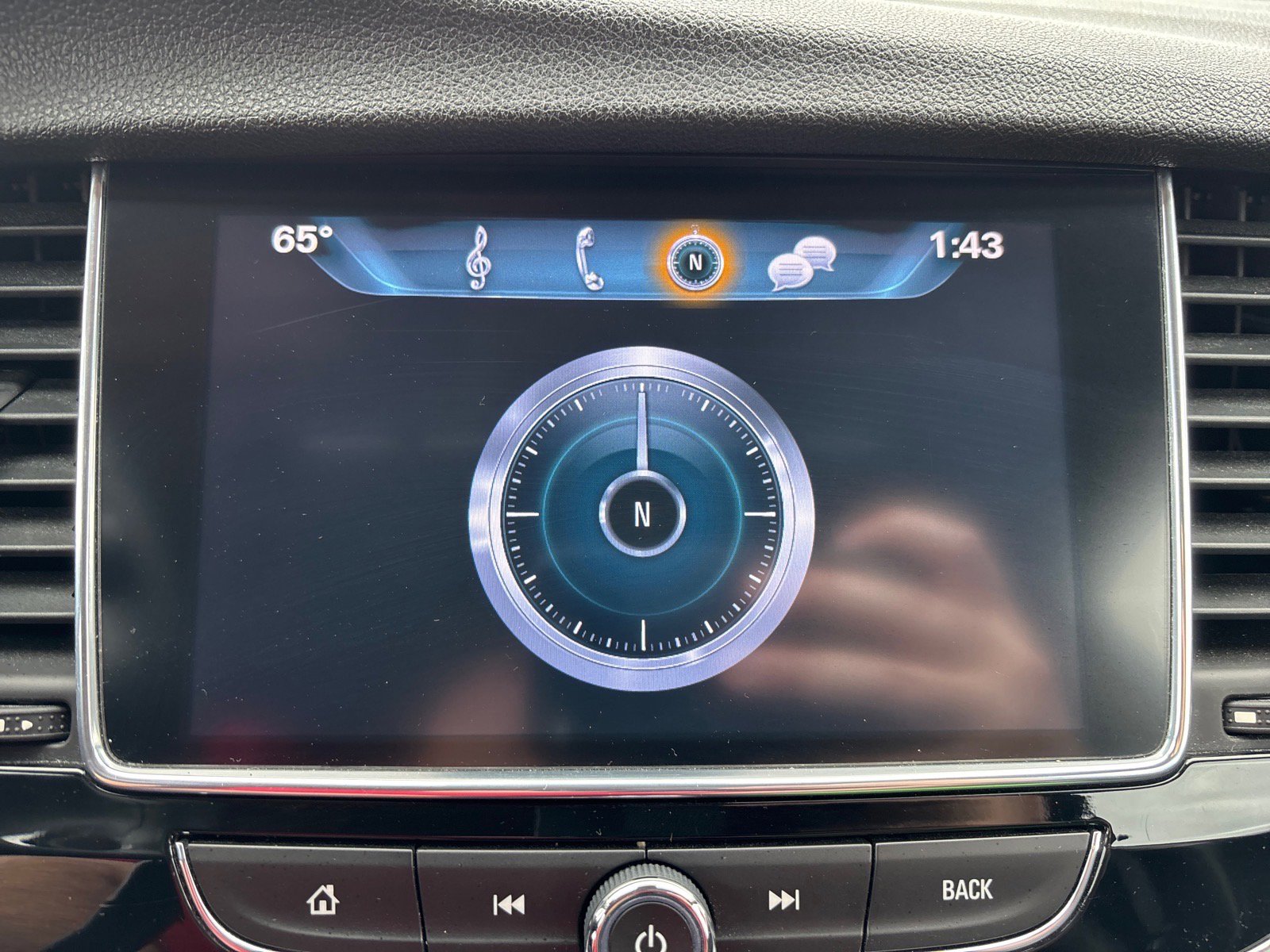 Used 2018 Buick Encore Sport Touring w/ Safety Package AWD/4WD image 29
