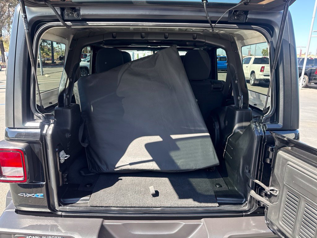 Certified 2023 Jeep Wrangler Unlimited AWD/4WD image 7