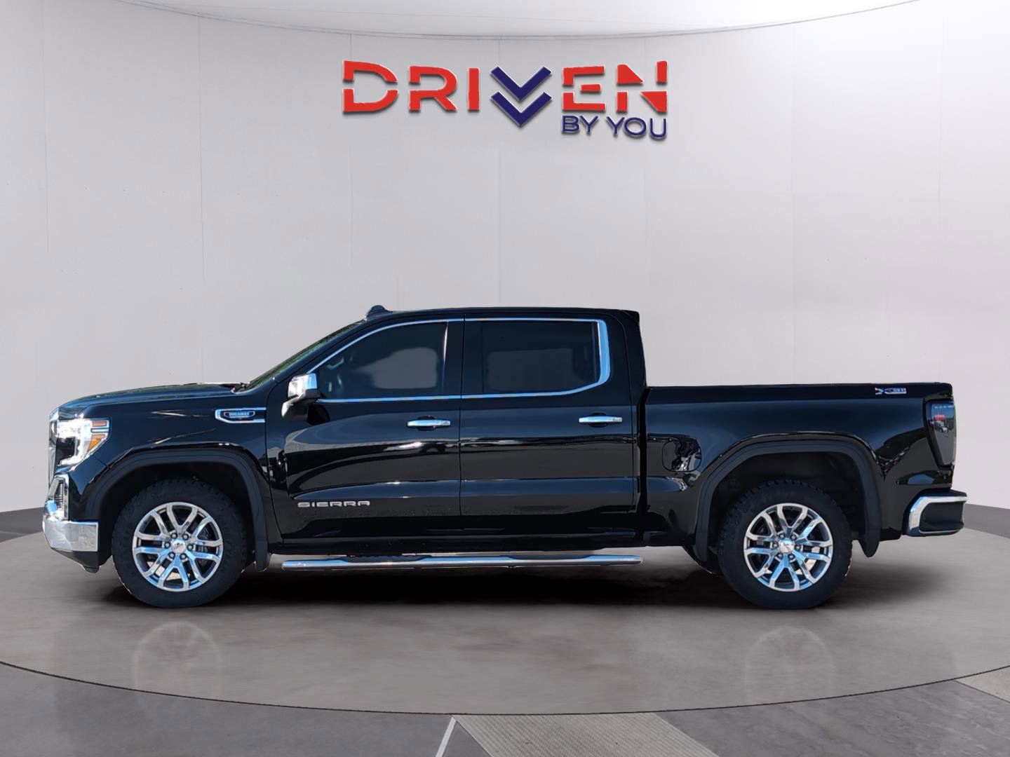 Used 2021 GMC Sierra 1500 SLT image 2