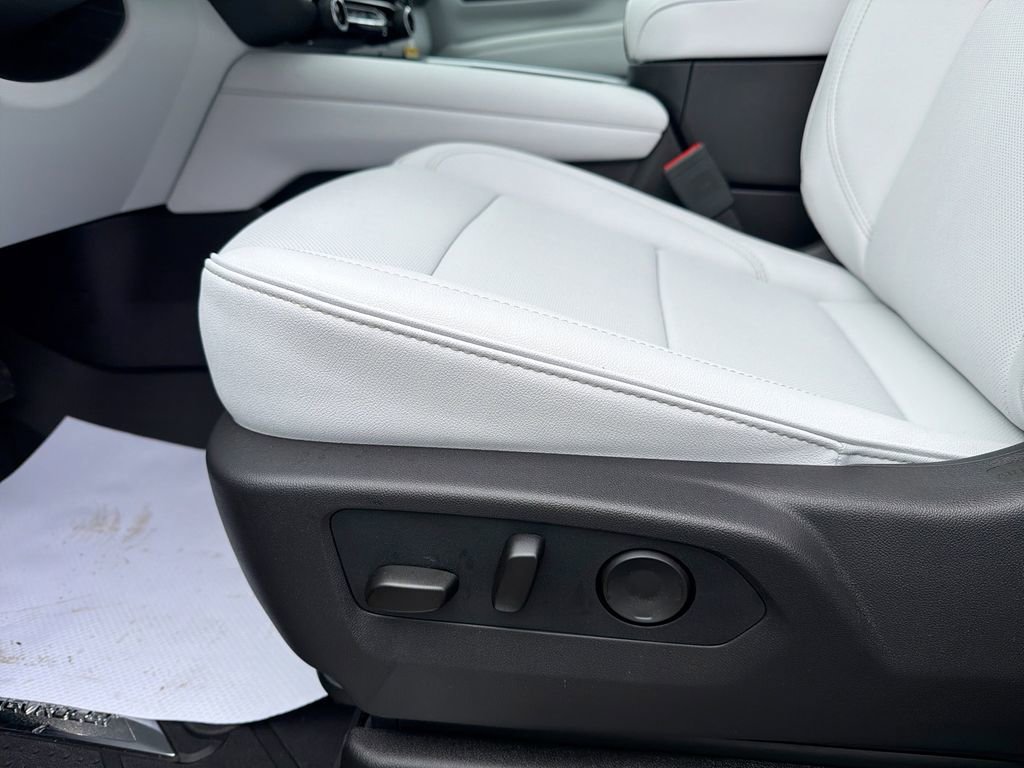 New 2026 Chevrolet Suburban Premier w/ Sun And Tow Package image 16