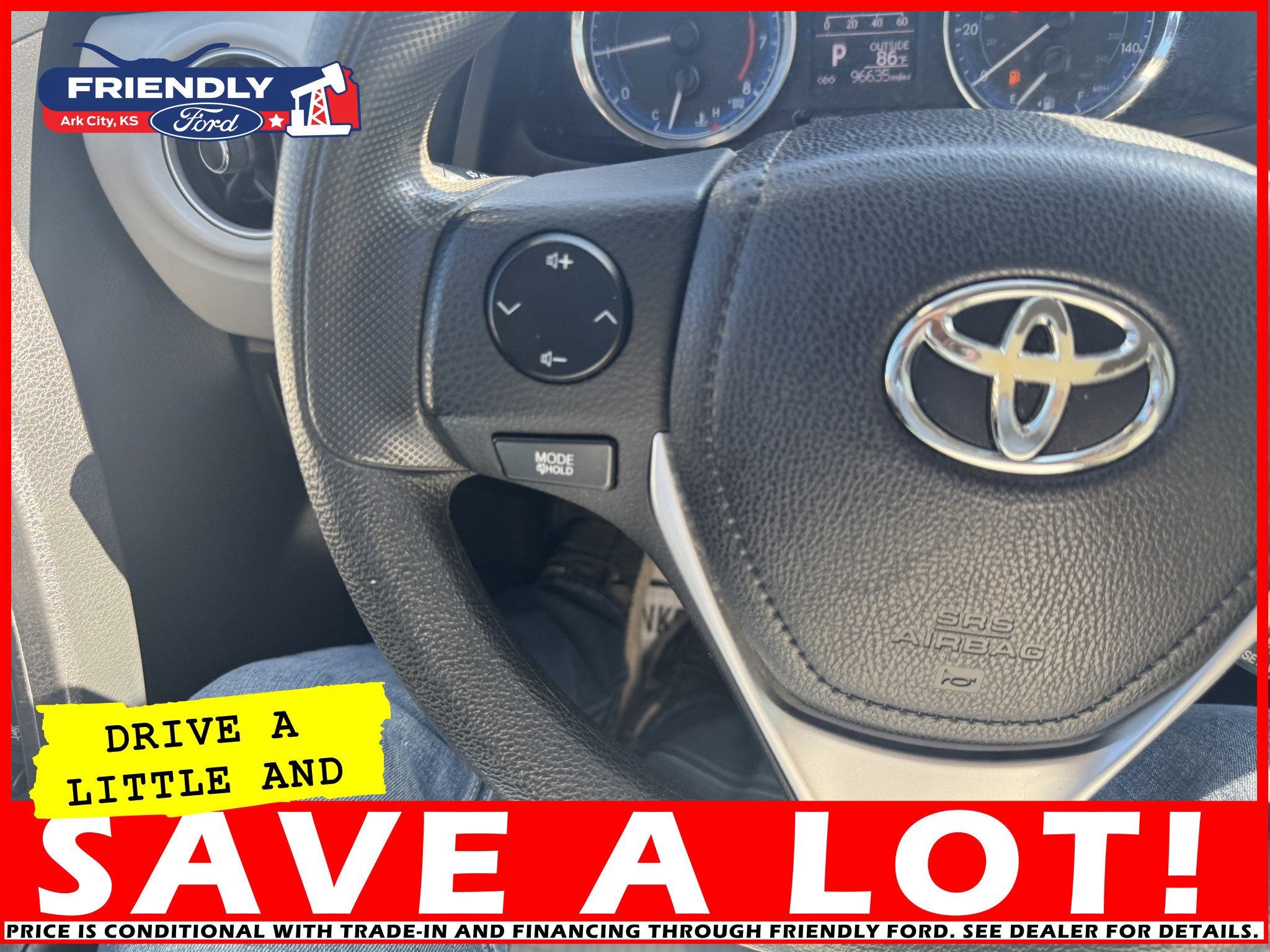 Used 2018 Toyota Corolla LE image 16