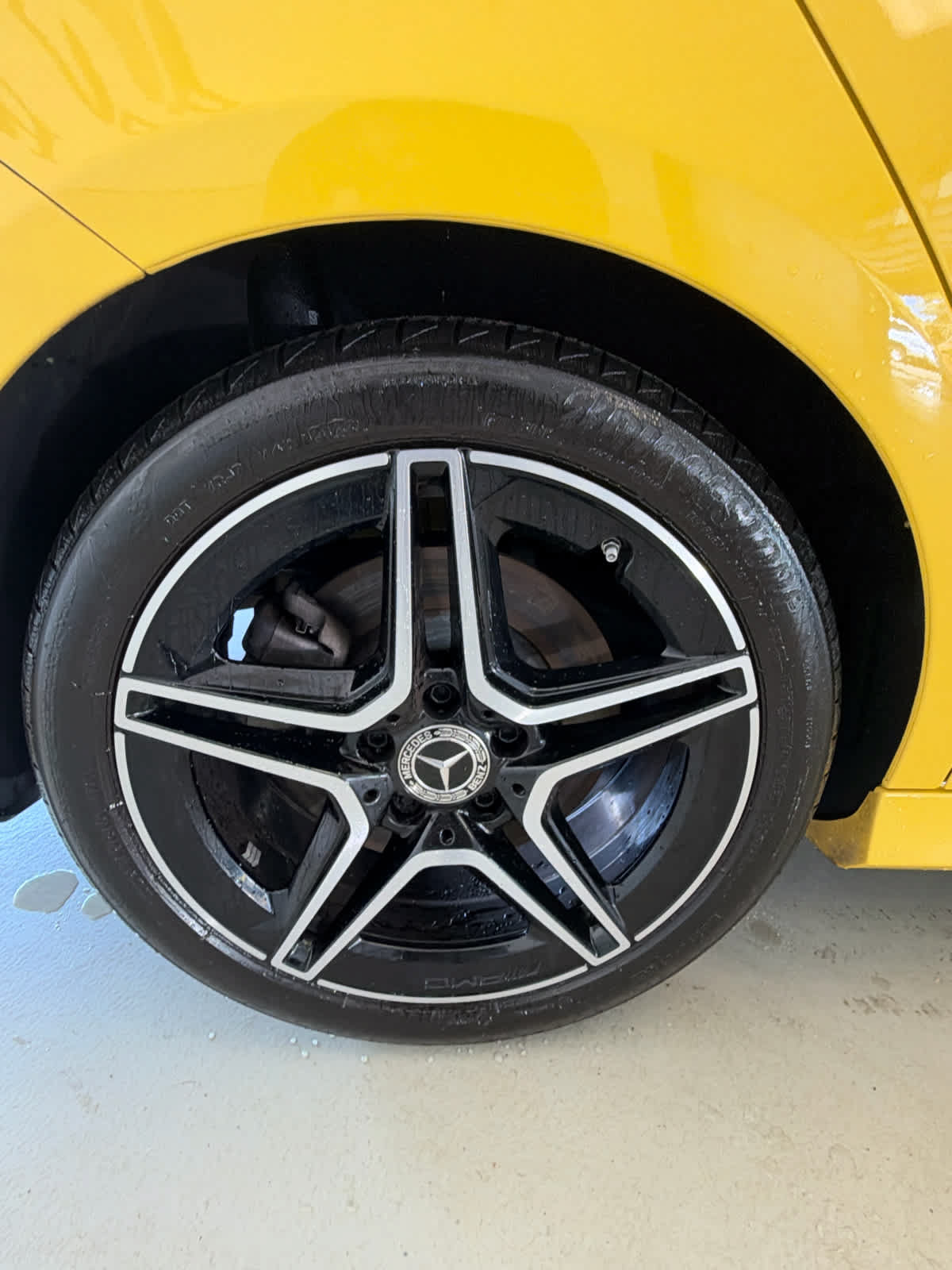 Used 2023 Mercedes-Benz CLA 250 4MATIC image 28