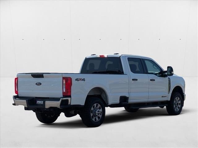 Used 2024 Ford F350 XLT image 4