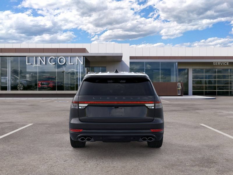 New 2026 Lincoln Aviator Black Label w/ Jet Appearance Package AWD/4WD image 5