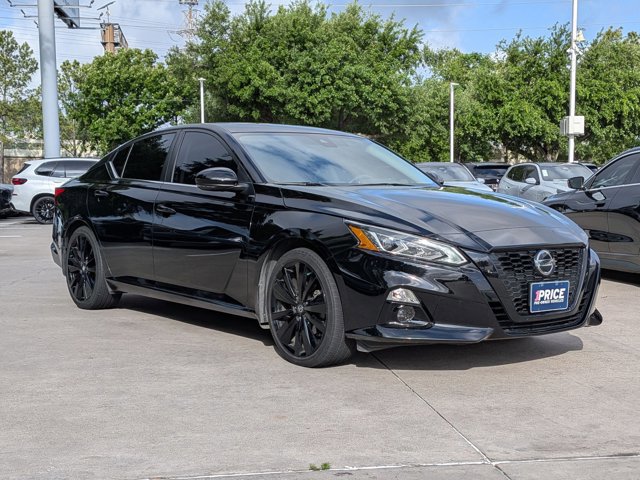 Used 2022 Nissan Altima 2.5 SR w/ Midnight Edition Package image 3