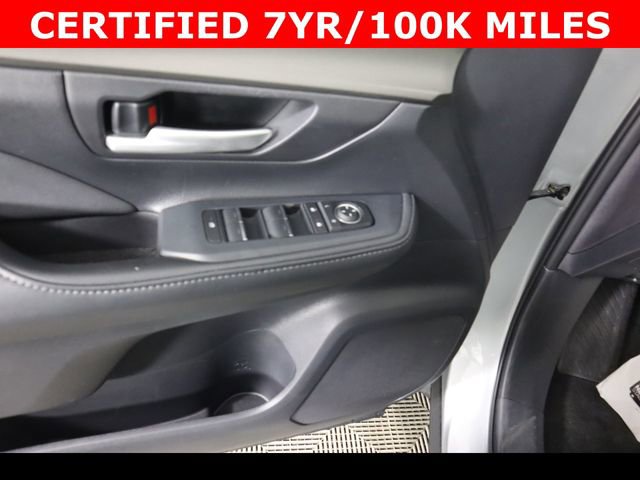Used 2025 Toyota Grand Highlander XLE image 19