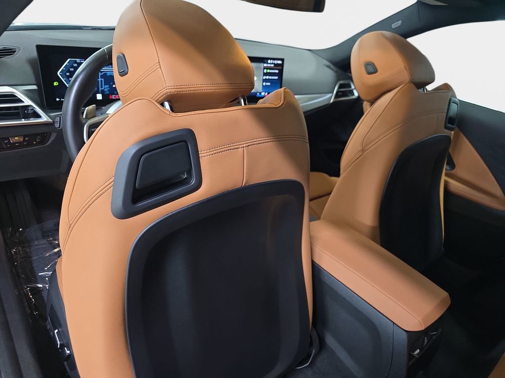 Used 2025 BMW 230i Coupe w/ M Sport Package image 16