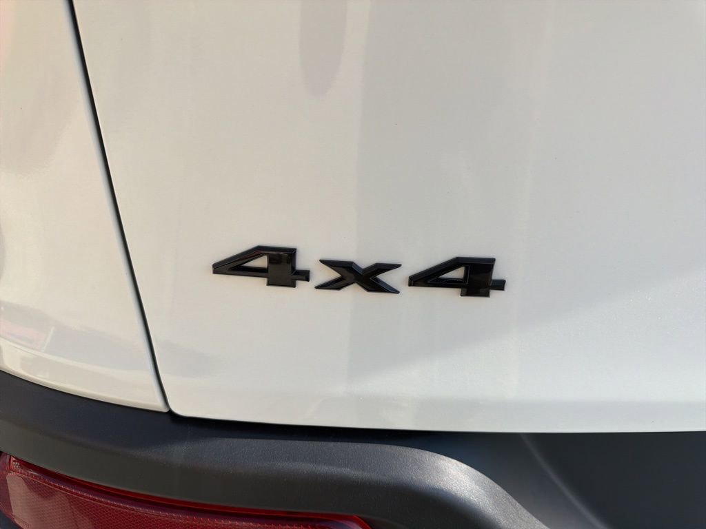 Used 2018 Jeep Cherokee Limited w/ High Altitude Package image 15