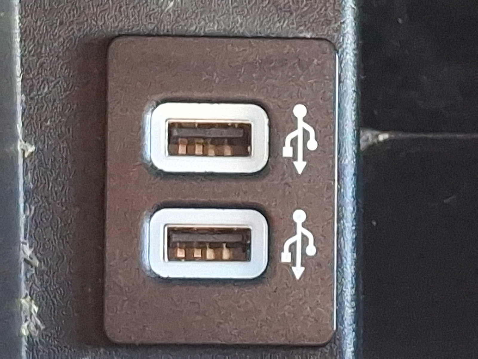 Certified 2017 Ford F150 XLT w/ Equipment Group 302A Luxury image 24