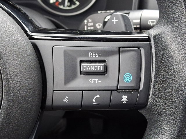 Used 2023 Nissan Rogue SV image 20