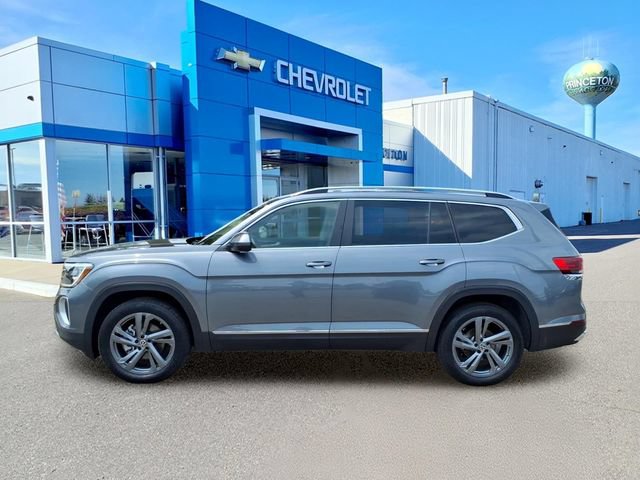 Used 2025 Volkswagen Atlas SEL AWD/4WD image 7