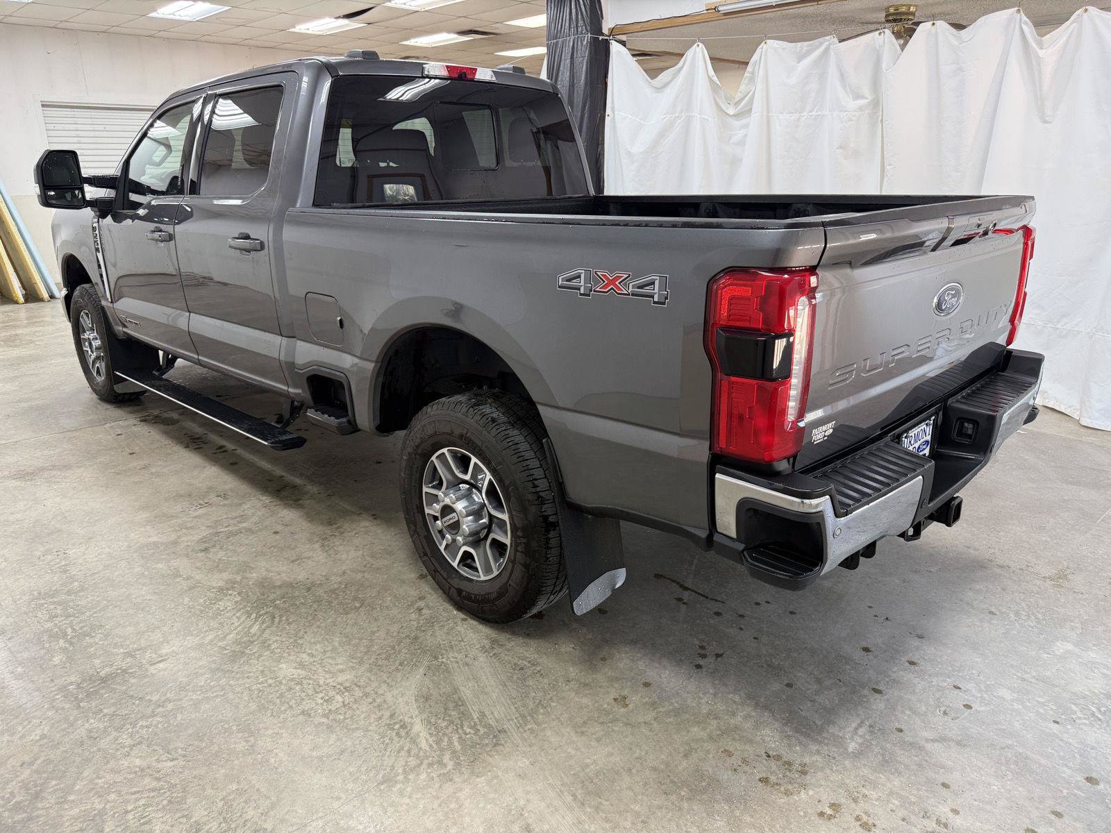 Used 2023 Ford F250 Lariat w/ Lariat Ultimate Package AWD/4WD image 5