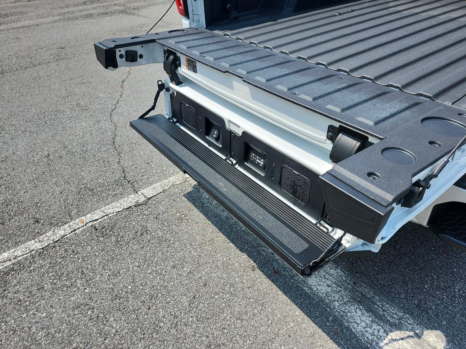 Used 2025 GMC Sierra 1500 Denali Ultimate AWD/4WD image 14