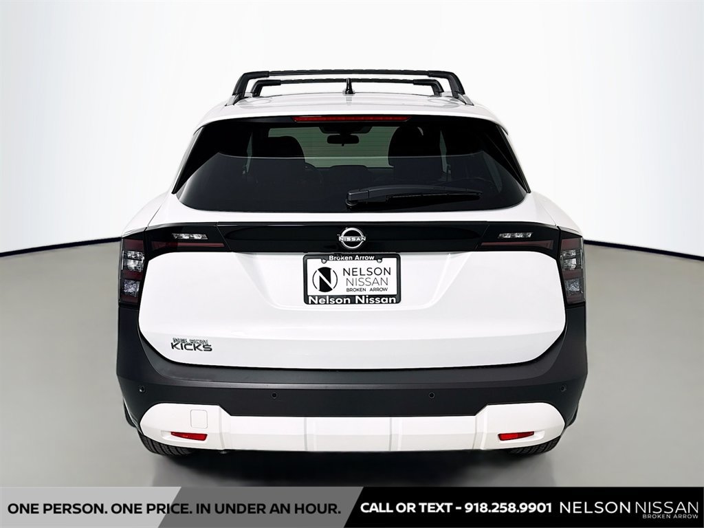 New 2026 Nissan Kicks SV w/ SV Premium Package FWD image 6