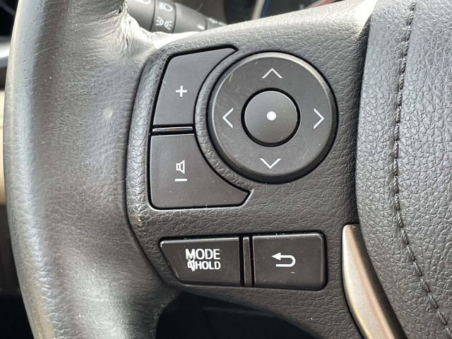Used 2015 Toyota RAV4 Limited image 22
