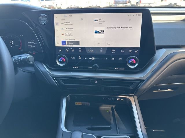 Used 2025 Lexus TX 350 AWD w/ Technology Package image 12