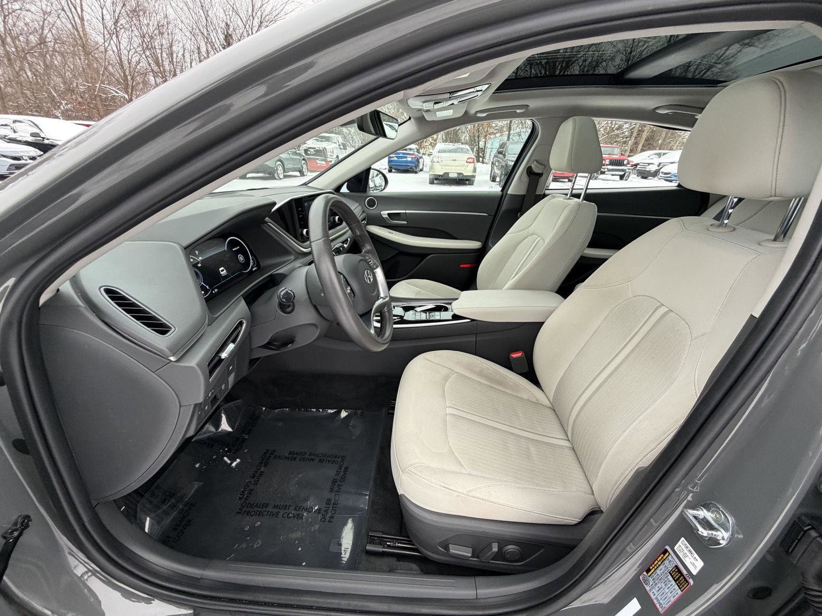 Used 2022 Hyundai Sonata SEL w/ Convenience Package image 6