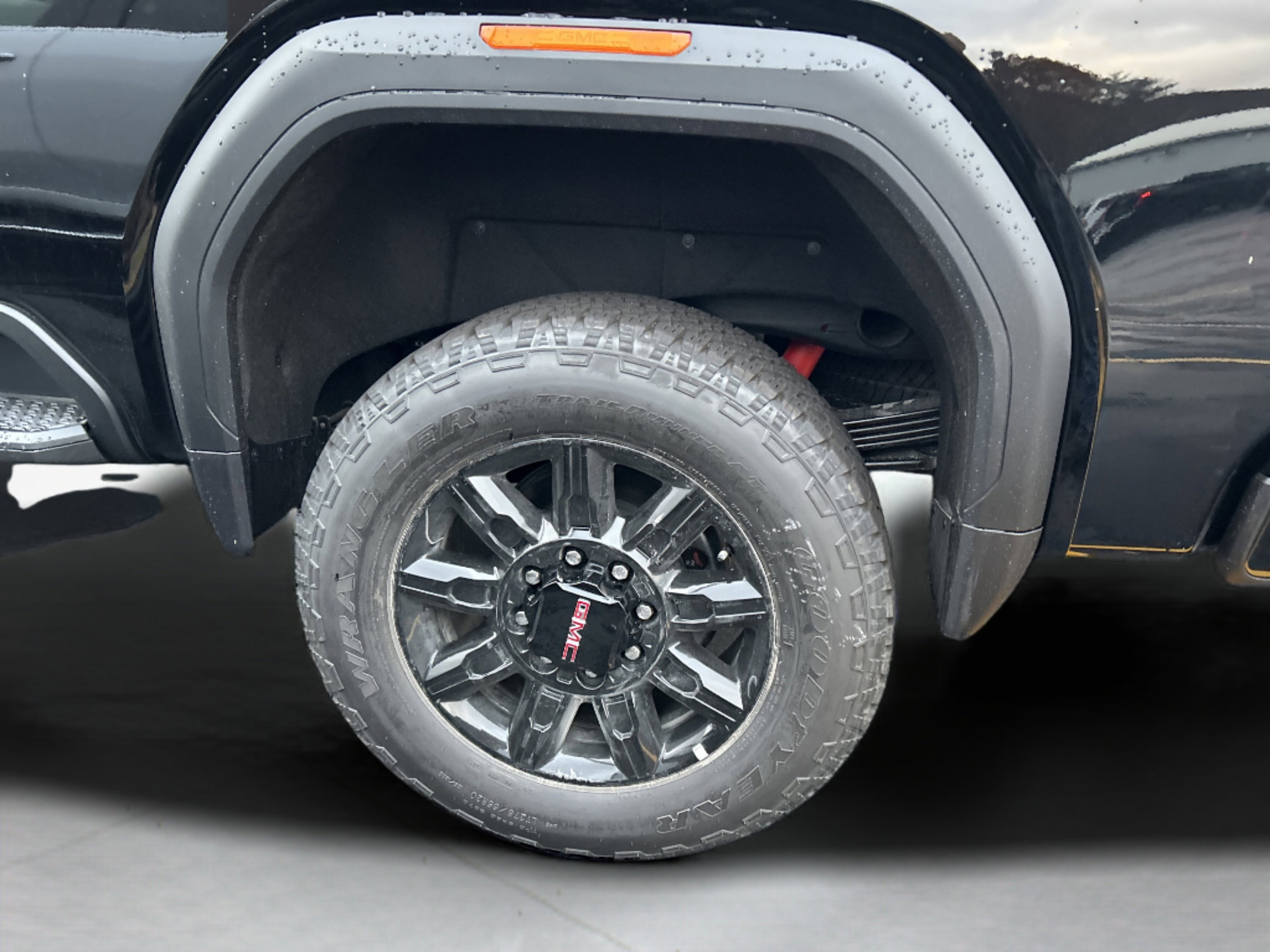 New 2026 GMC Sierra 2500 AT4 w/ AT4 Premium Plus Package image 22