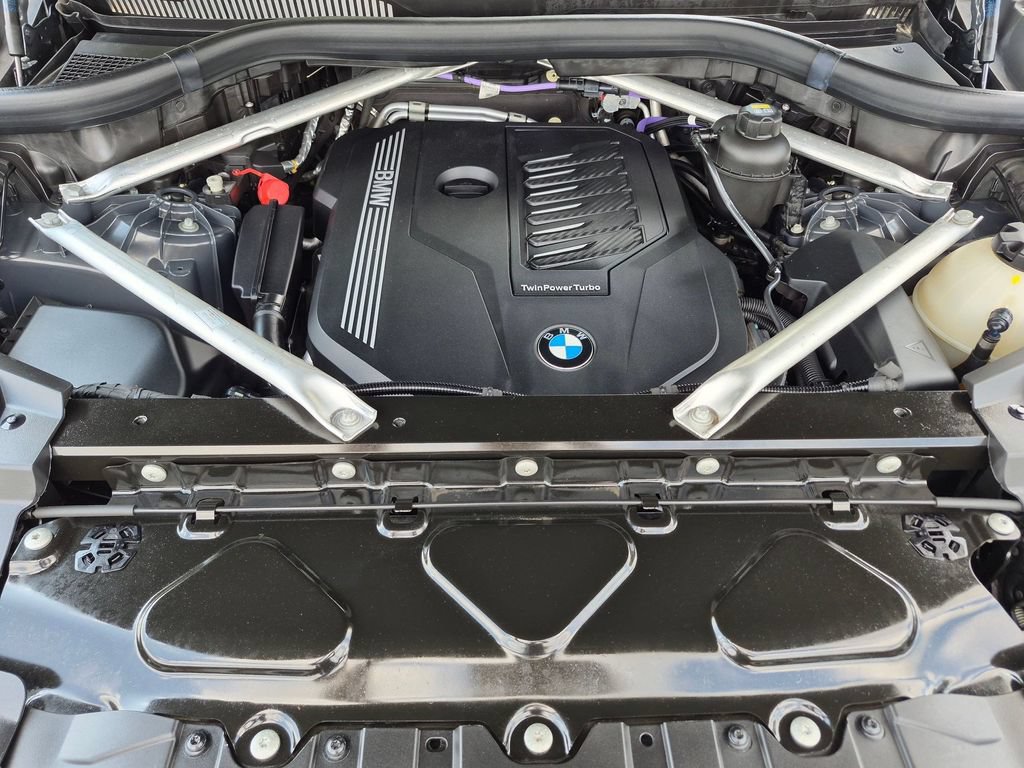 Used 2023 BMW X5 xDrive40i AWD/4WD image 31