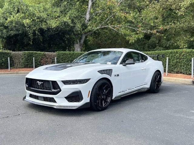 New 2026 Ford Mustang GT Premium w/ GT Performance Package RWD image 5