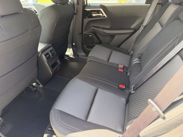 New 2026 Mitsubishi Outlander ES FWD image 17