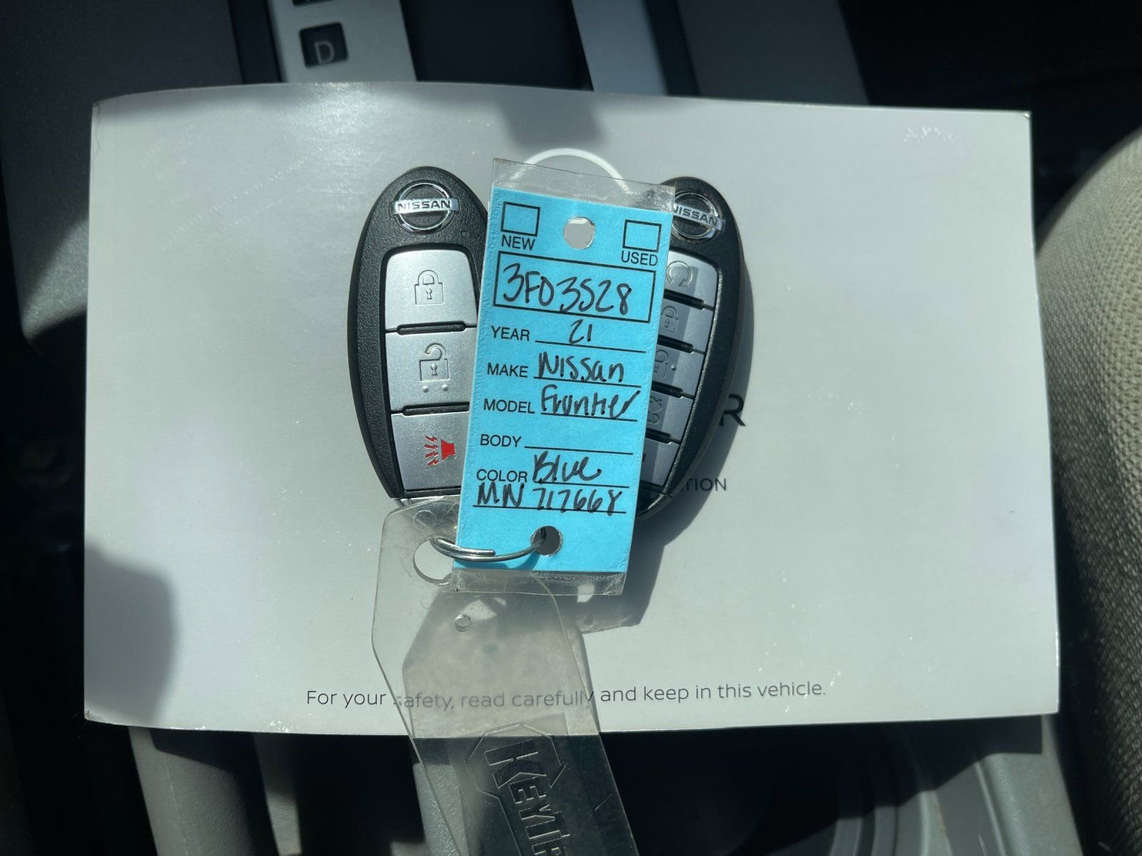 Used 2021 Nissan Frontier SV image 10