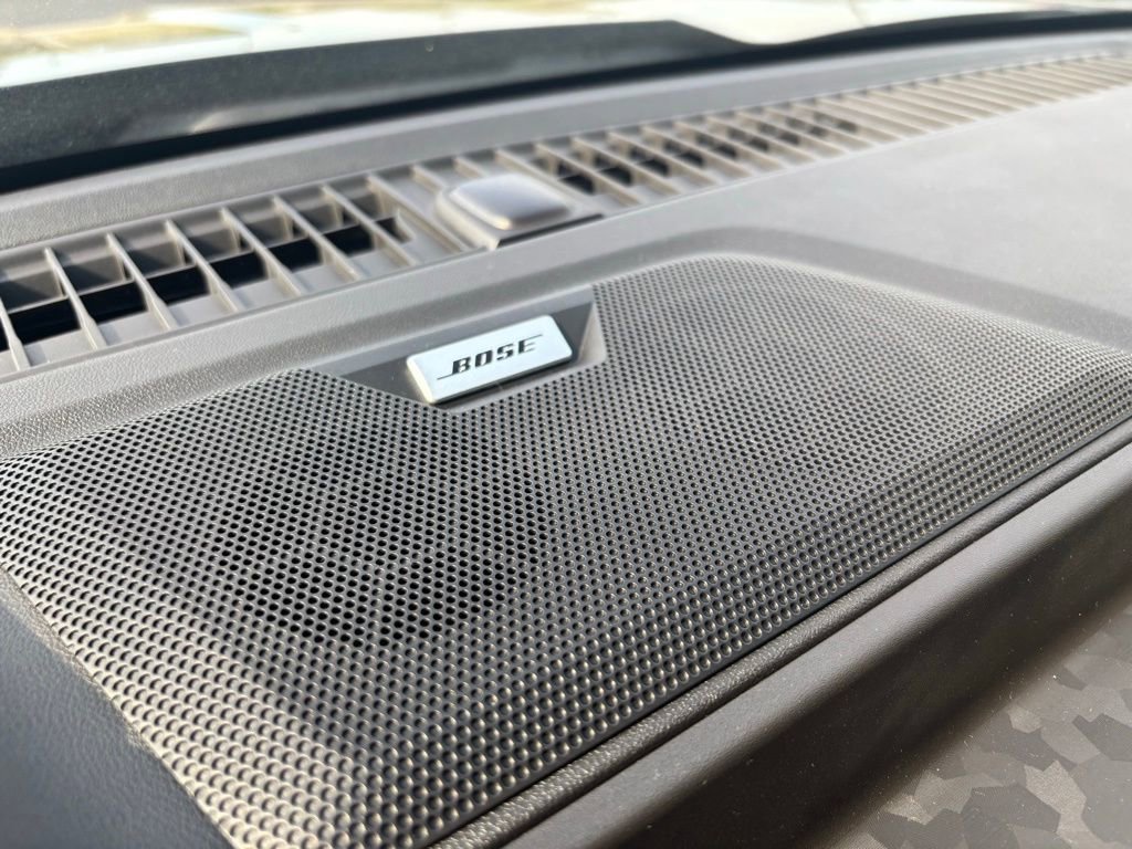 Used 2025 GMC Canyon Denali image 36