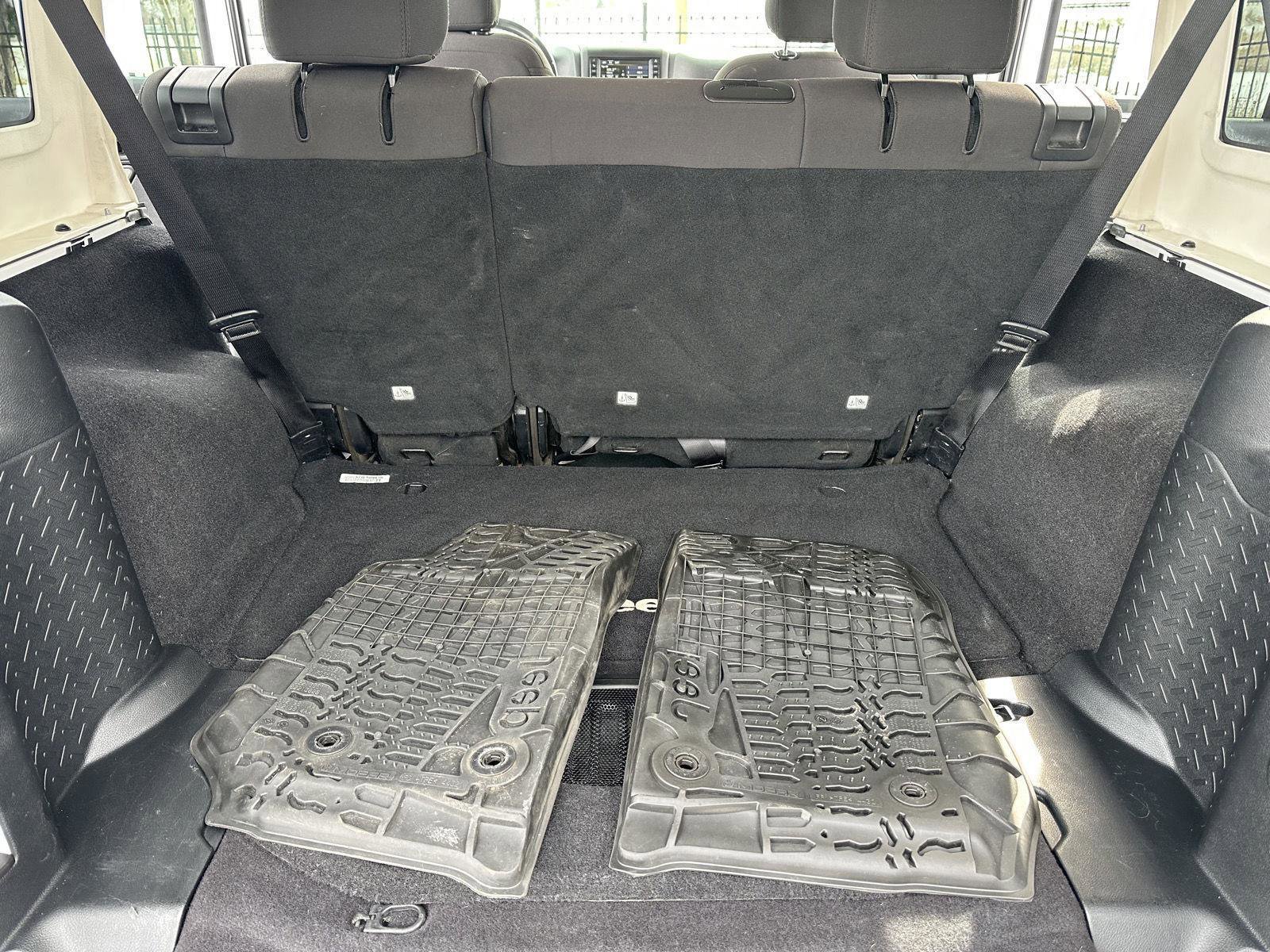 Used 2017 Jeep Wrangler Unlimited Sport image 11