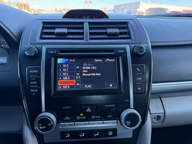 Used 2012 Toyota Camry LE FWD image 16