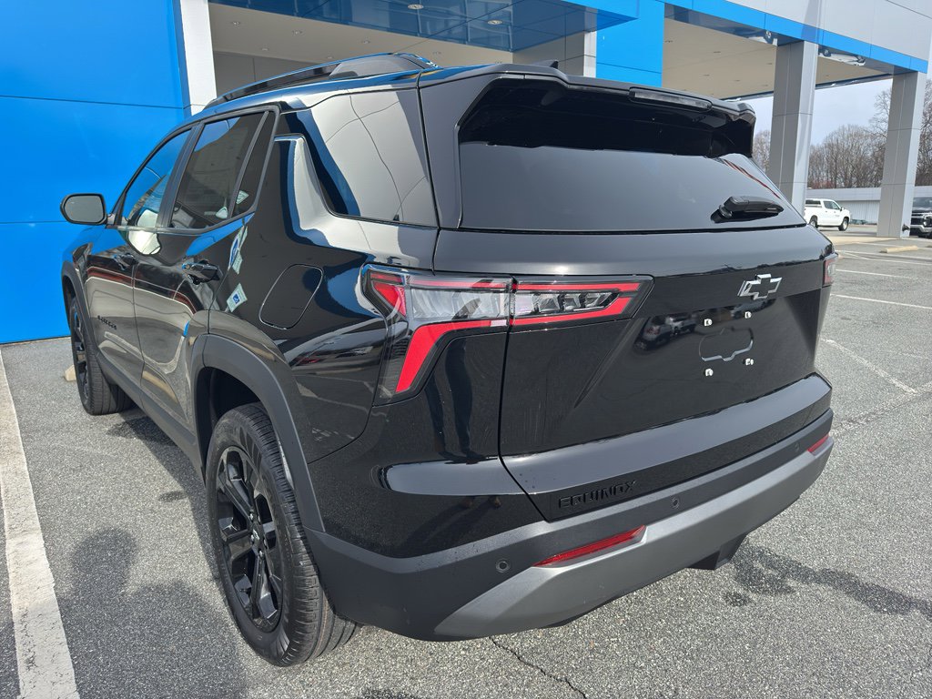 New 2026 Chevrolet Equinox LT w/ Midnight Edition image 4