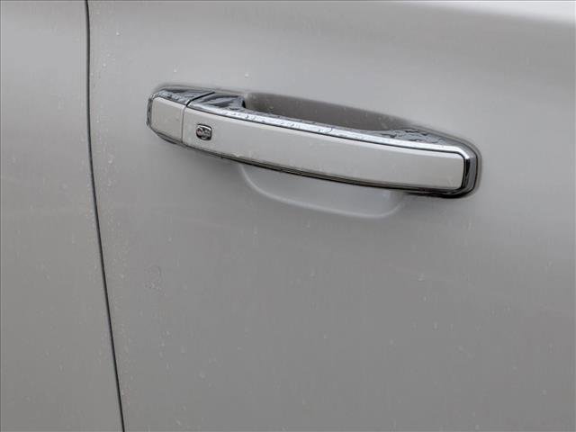 Used 2017 Chevrolet Tahoe Premier AWD/4WD image 9