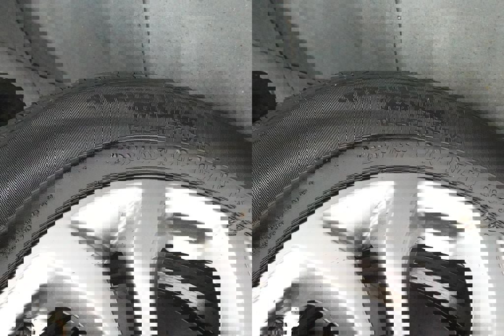 Used 2018 Buick Enclave Avenir w/ Avenir Technology Package image 40